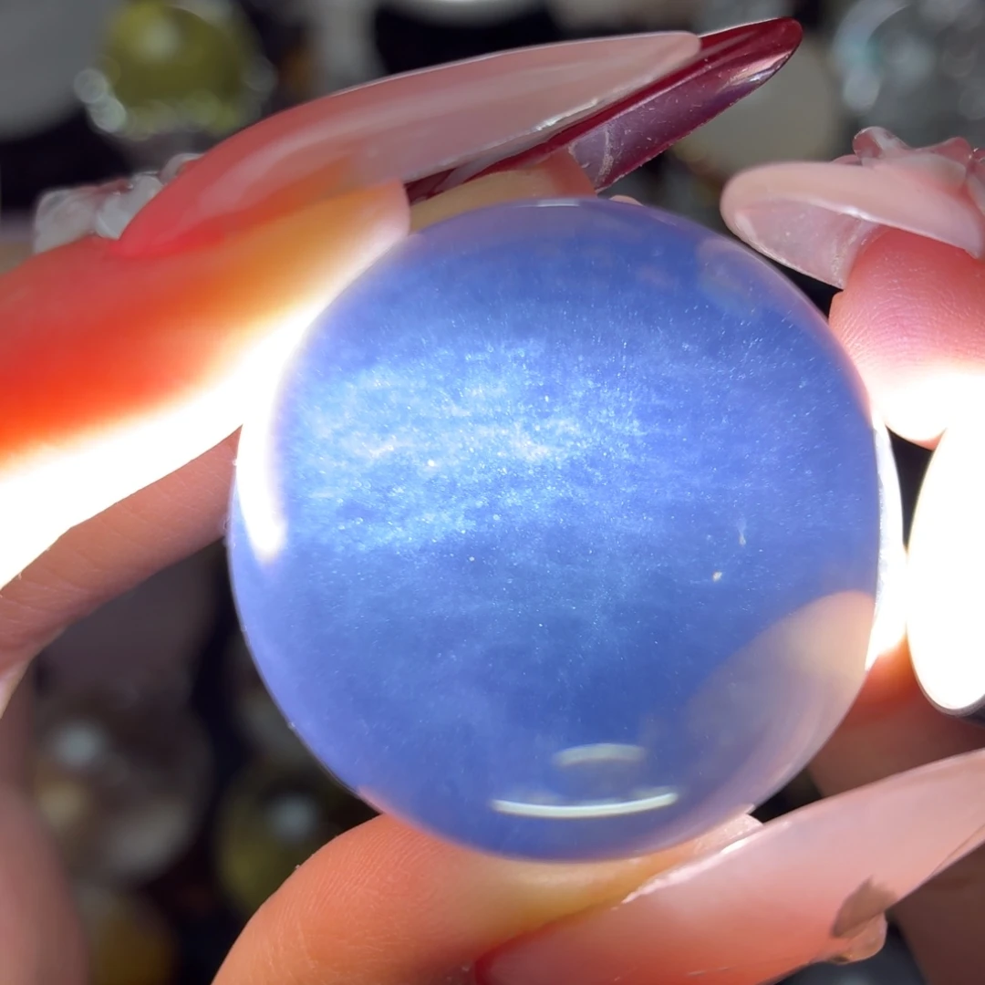 芙蓉石未镶嵌珠宝半成品冰透粉33.7mm