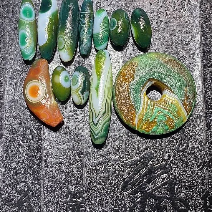 霸***花玛瑙/玉髓颈饰合金