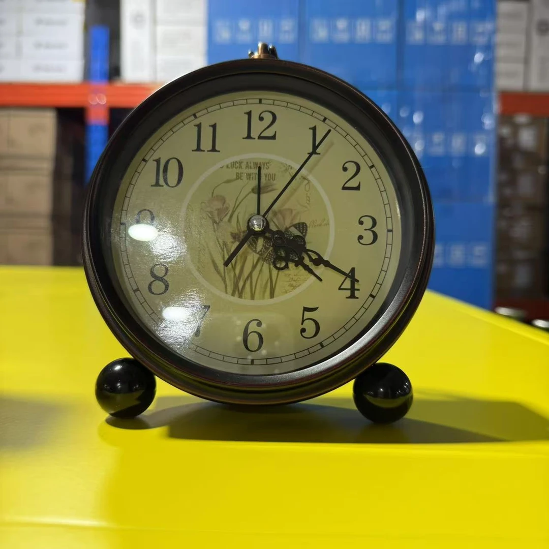 复古金属儿童学生桌面小闹钟简约ins家用闹钟宿舍住校耐用时钟表