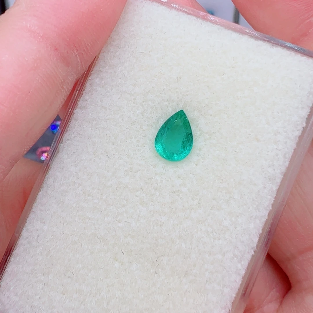 祖母绿裸石1.03克拉