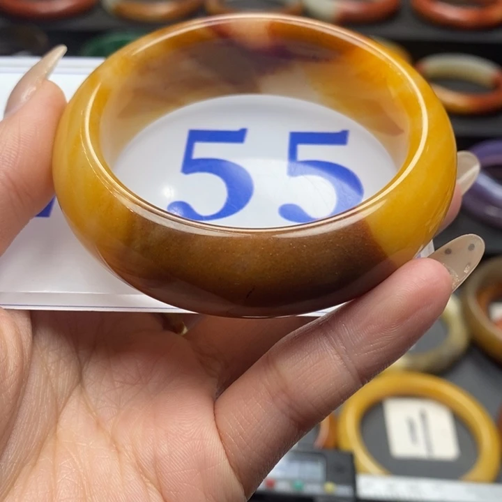 石英质玉（黄龙玉）手镯未镶嵌