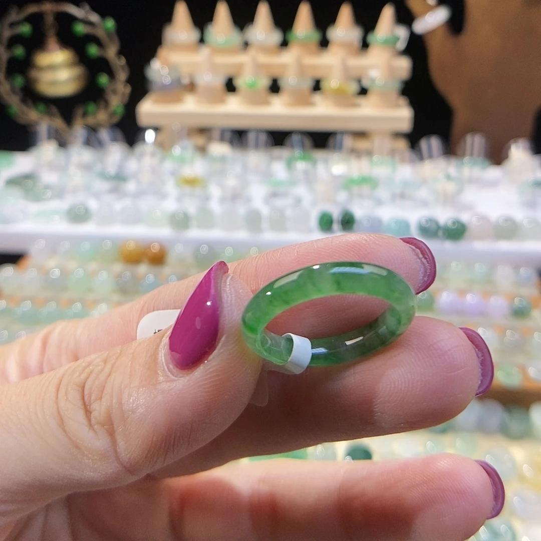 翡翠未镶嵌戒指10.5号绿戒指
