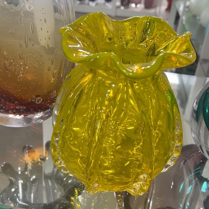 琉璃弘扬琉璃花器高度21微瑕