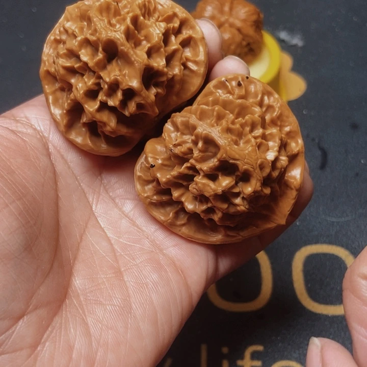 文玩核桃吊坠文玩12