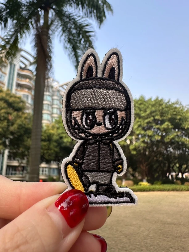 可爱拉布布卡通绣花魔术贴刺绣布贴DIY衣服包包装饰补丁贴