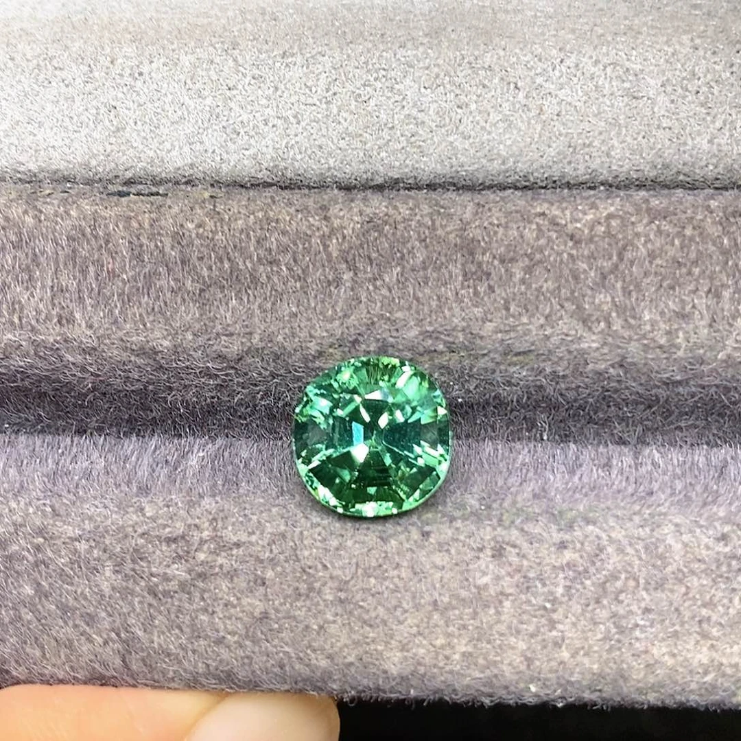 碧玺4.62克拉天然全净满火彩薄荷绿碧玺银S925镶嵌