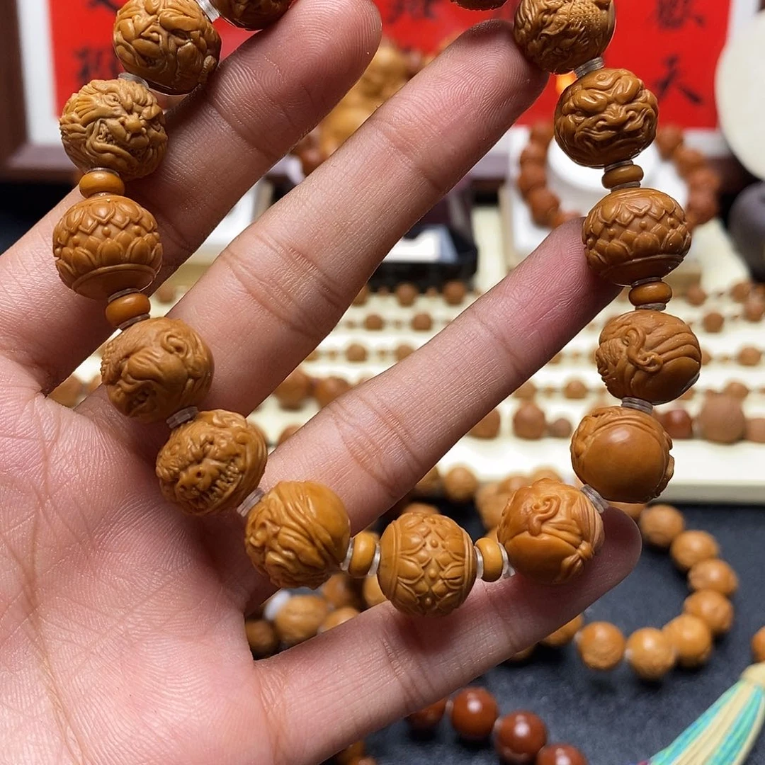 猴头核桃手串红珠恶僧