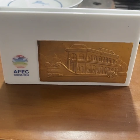 瓷其他大球泥手工雕刻一个