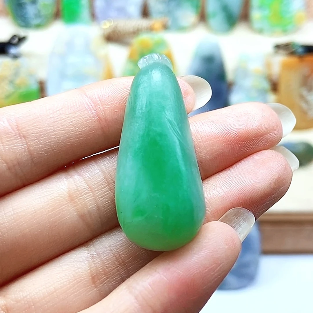 定制翡翠未镶嵌翡翠