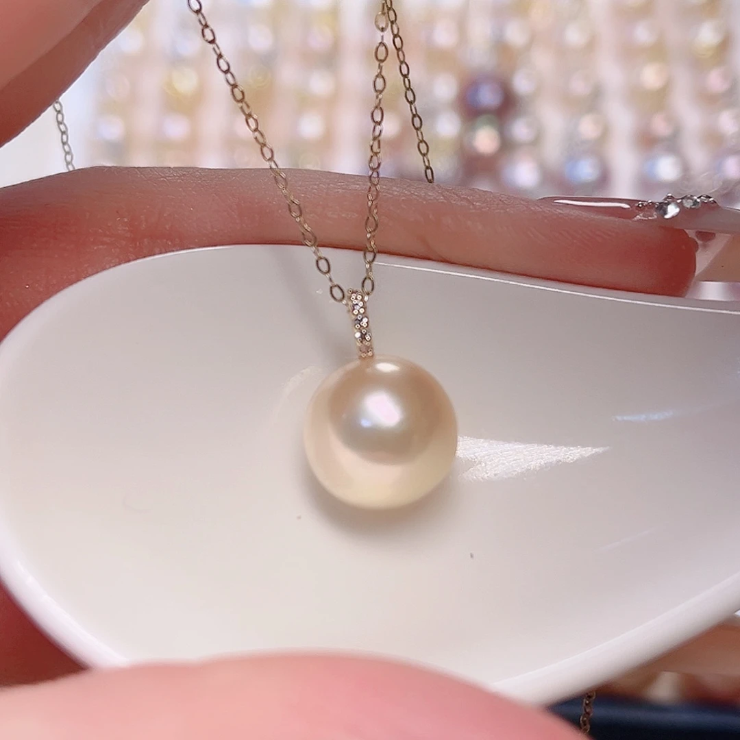 淡水珍珠未镶嵌吊坠(赠链)