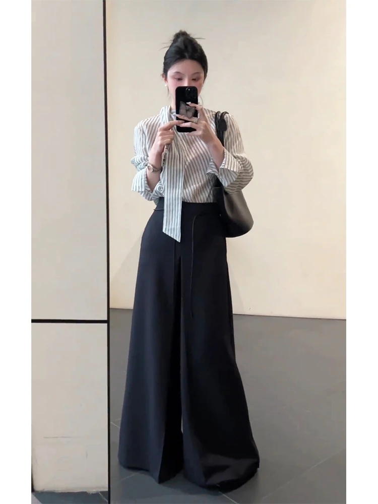 2025春装新款大方得体穿搭高级感独特漂亮小香风条纹衬衫裤子套装
