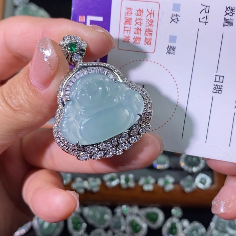 【闪购商品】翡翠颈饰未镶嵌天然