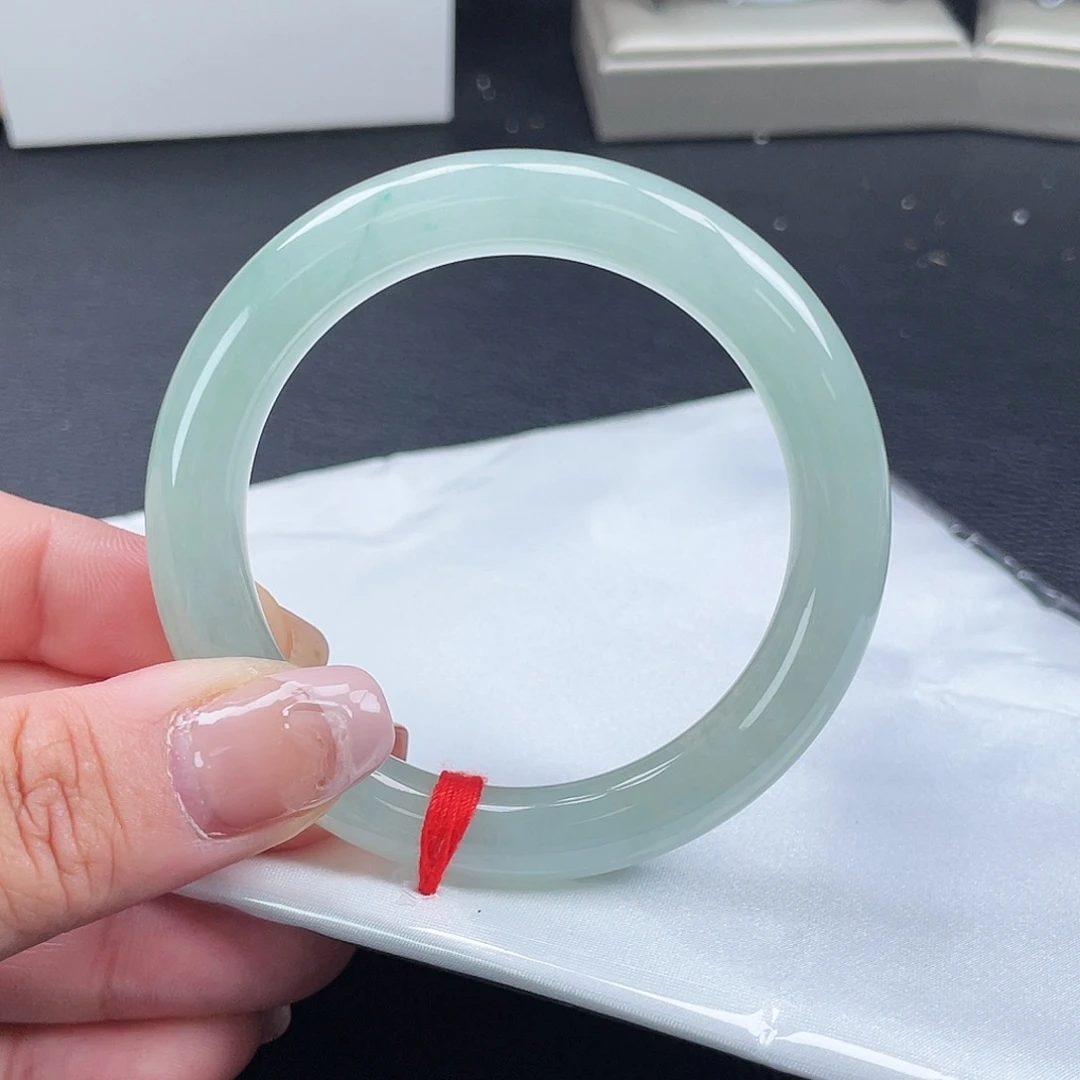 翡翠手镯未镶嵌53.8圆条冰晴绿5936