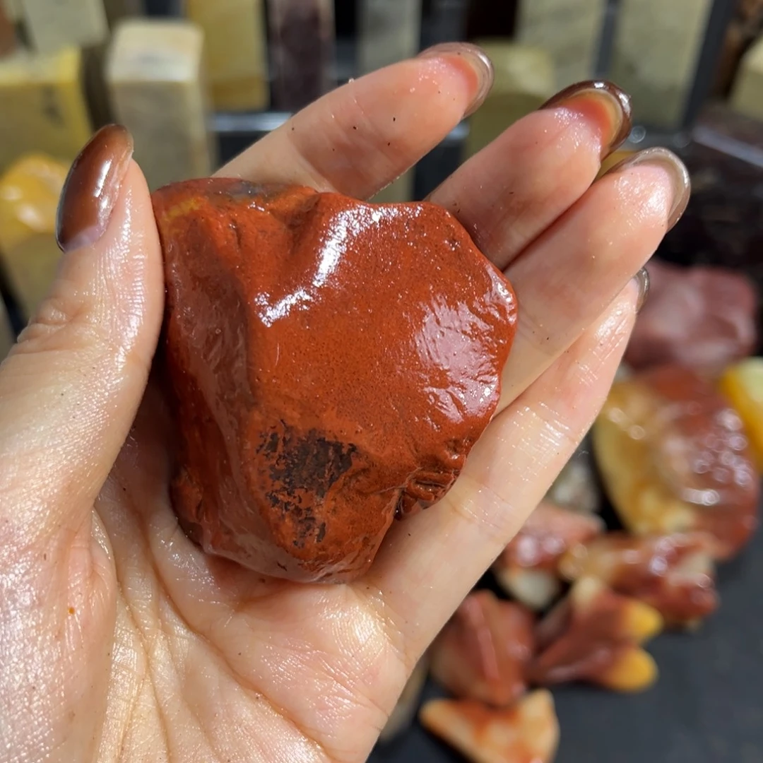 流***雨大叶紫檀（黑酸枝木类）寿山石