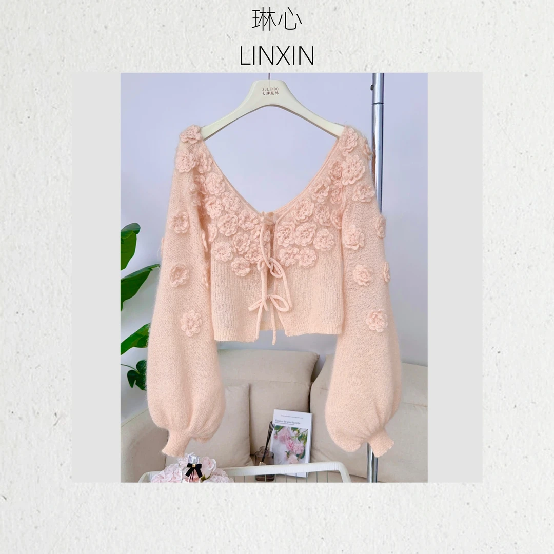 粉玫瑰秋季时尚女装气质高级感立体花朵提花针织衫 0382