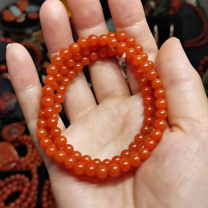 南红玛瑙手串未镶嵌