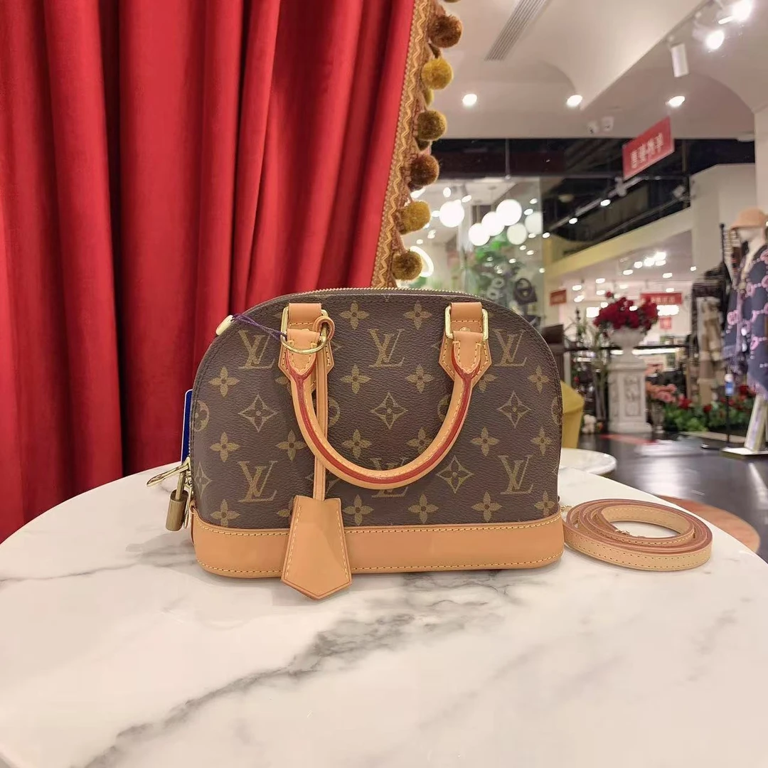 95新 LouisVuitton/路易威登 GGSalma bb贝壳包芯片款 16815206