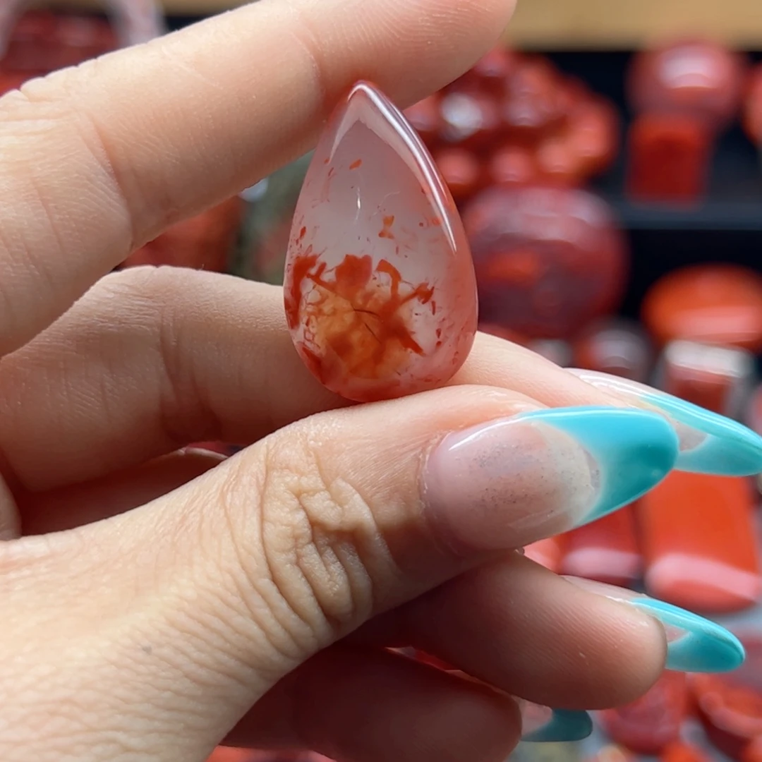 南红玛瑙配饰未镶嵌玛****）