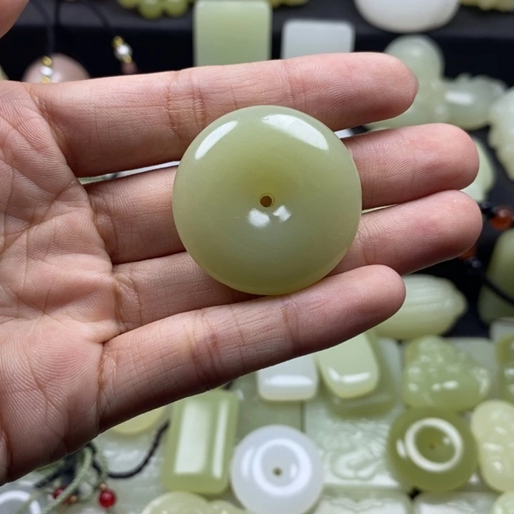 晴水色平安扣30mm