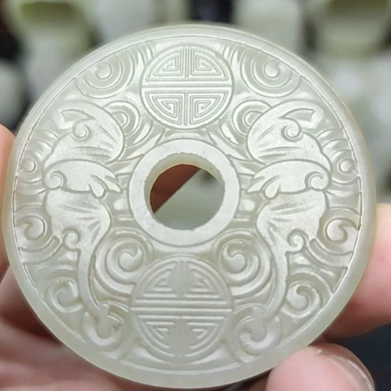 和田玉未镶嵌挂件