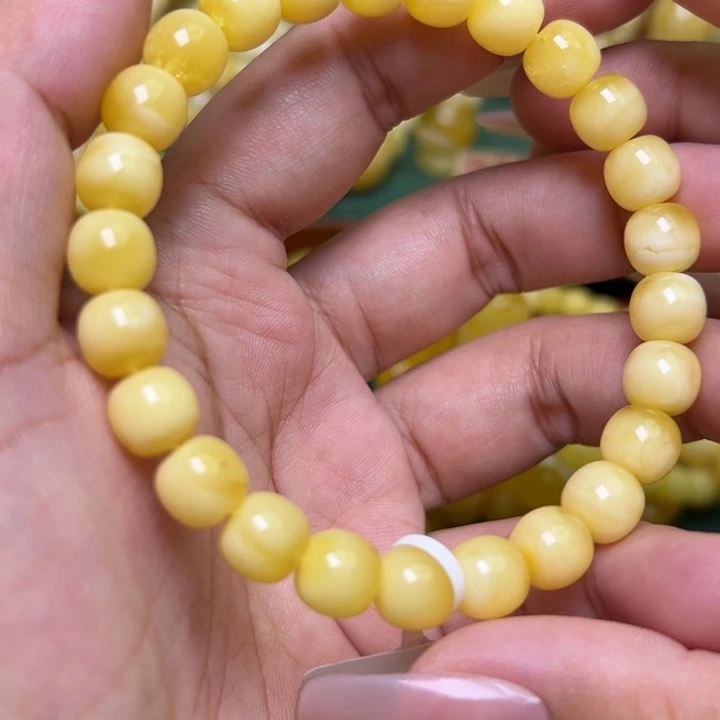 蜜蜡未镶嵌珠宝奇石