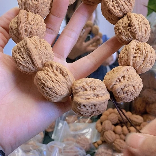 【闪购商品】把件文玩核桃35泥鳅背手持