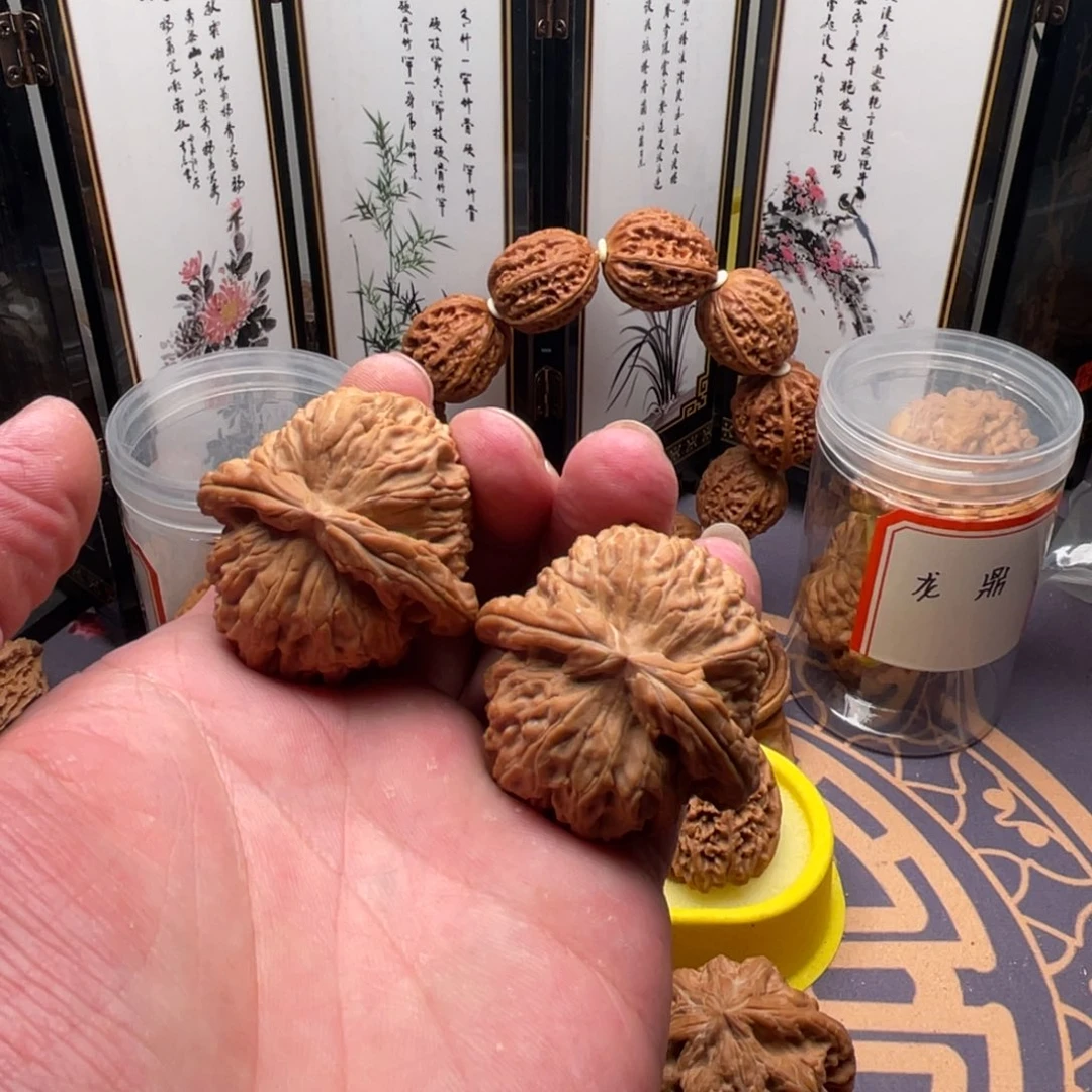 把件核桃李*弹全品无修44白狮子