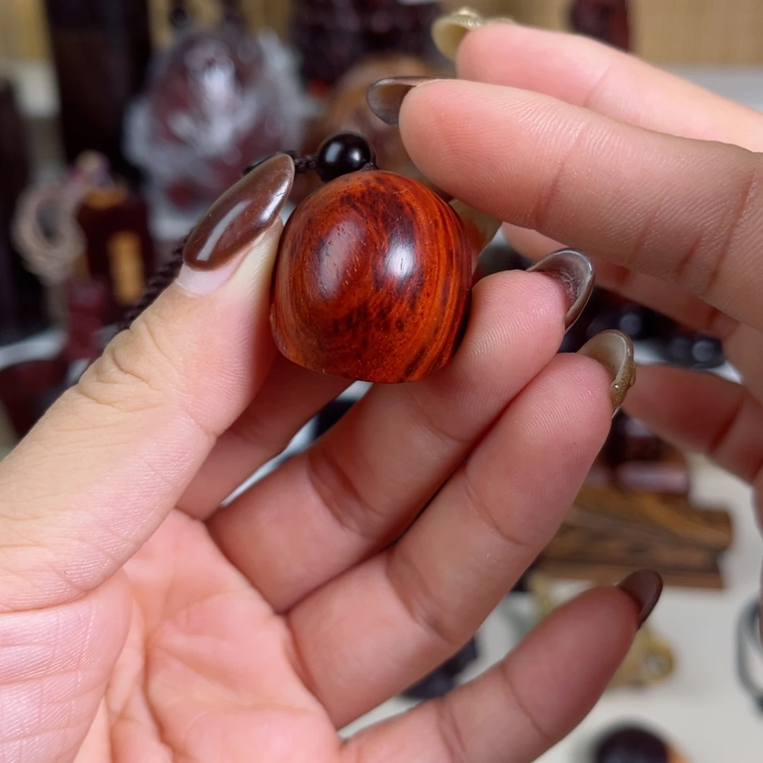 檀香紫檀（小叶紫檀）富甲