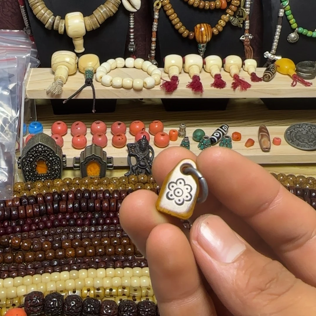 入***佬格桑工艺坊直播间