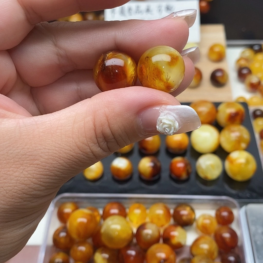 奔***号裸石虫珀未镶嵌蜜蜡