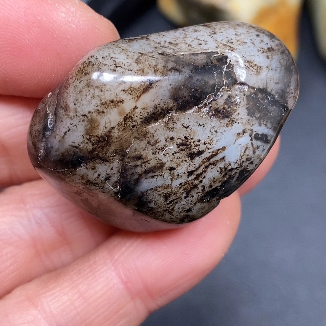 和田玉未镶嵌珠宝奇石