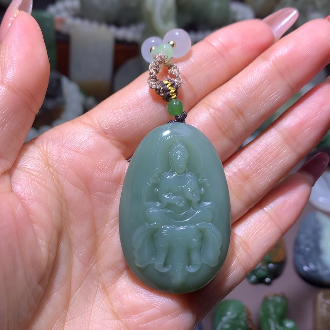 颈饰未镶嵌和田玉