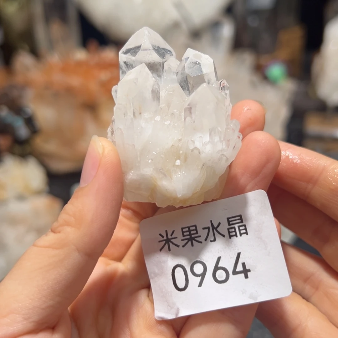 莯***u珠宝半成品未镶嵌水晶
