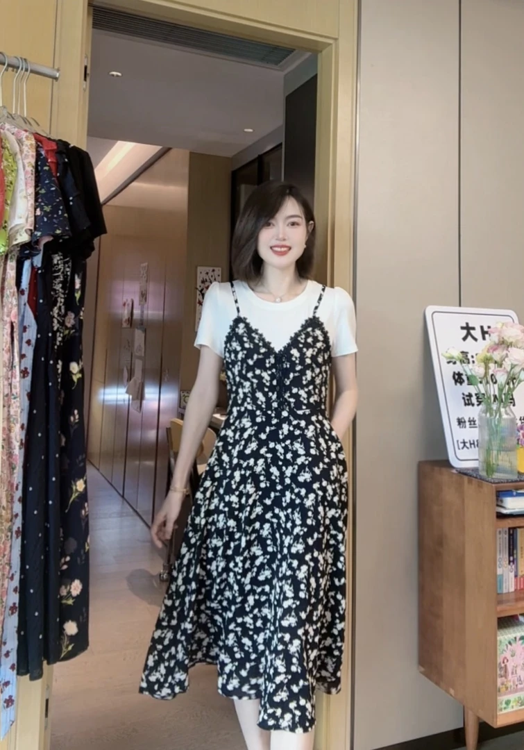 大H【花屿半夏】时尚假两件拼接收腰显瘦口袋清凉夏季杏碎花连衣裙