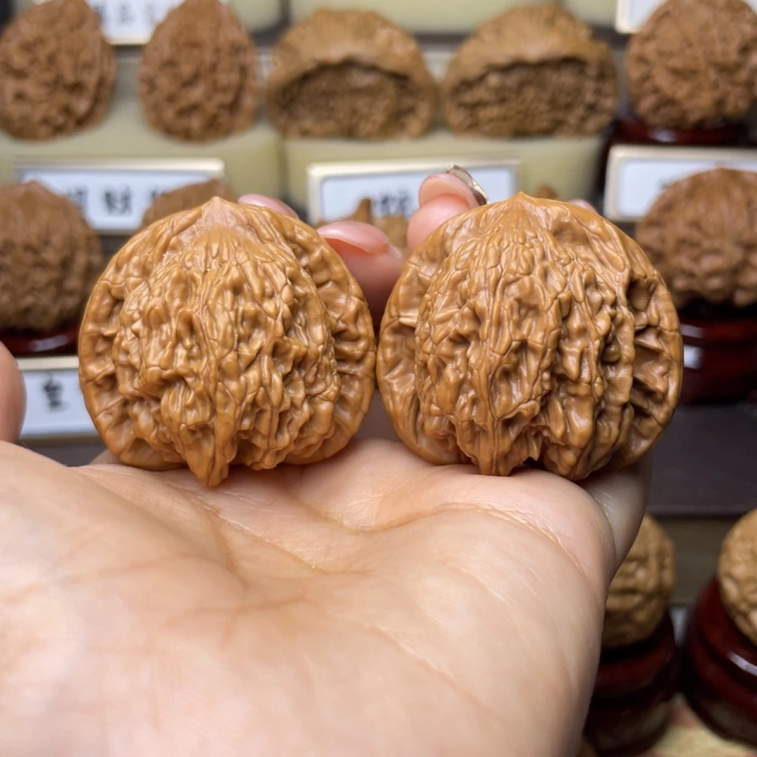 文玩核桃把件?****?虎头39左右