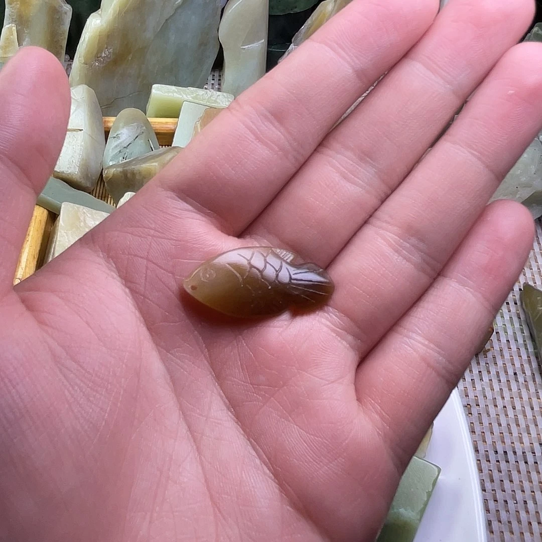 未镶嵌和田玉珠宝半成品