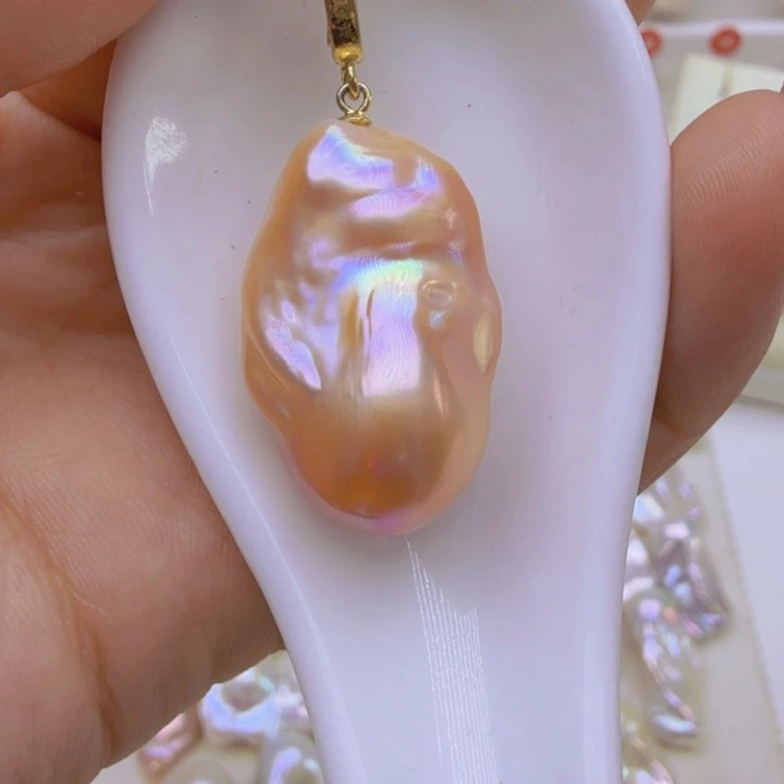 未镶嵌颈饰淡水珍珠