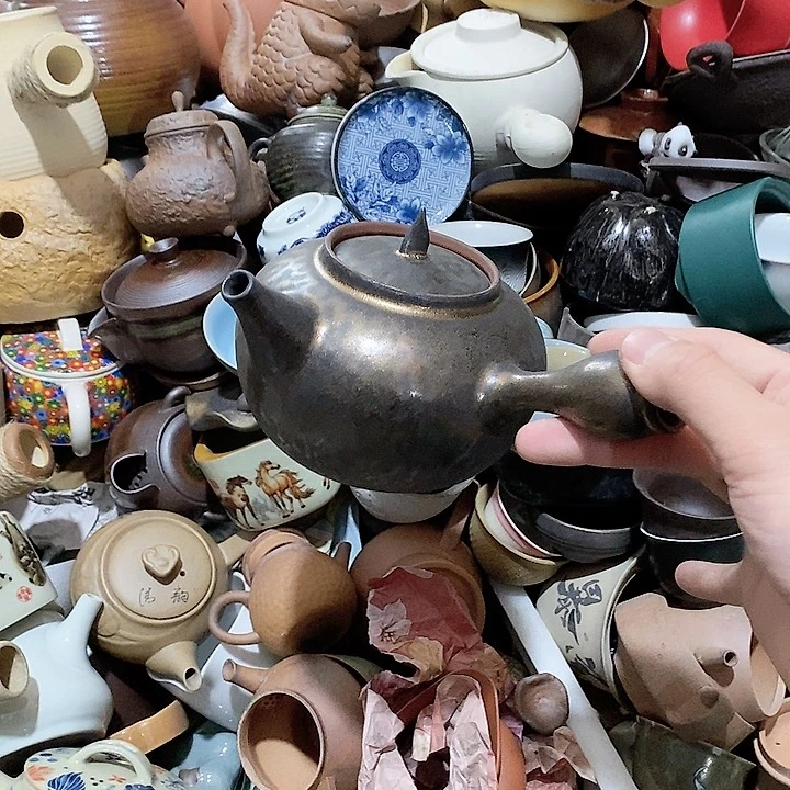 瓷片荷花的小哥哥也有小伙伴在