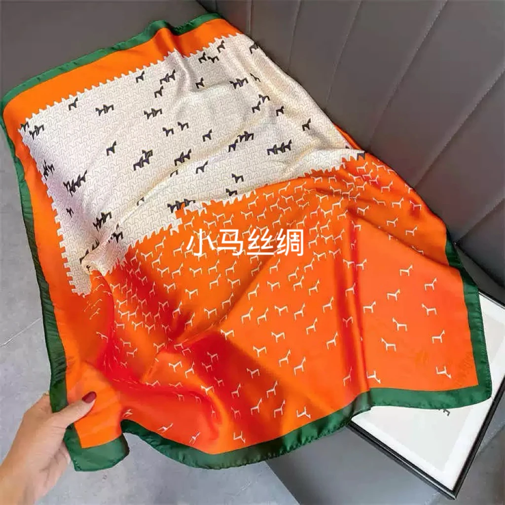 【拼色小马】丽锦缎90X90左右丝巾大方巾