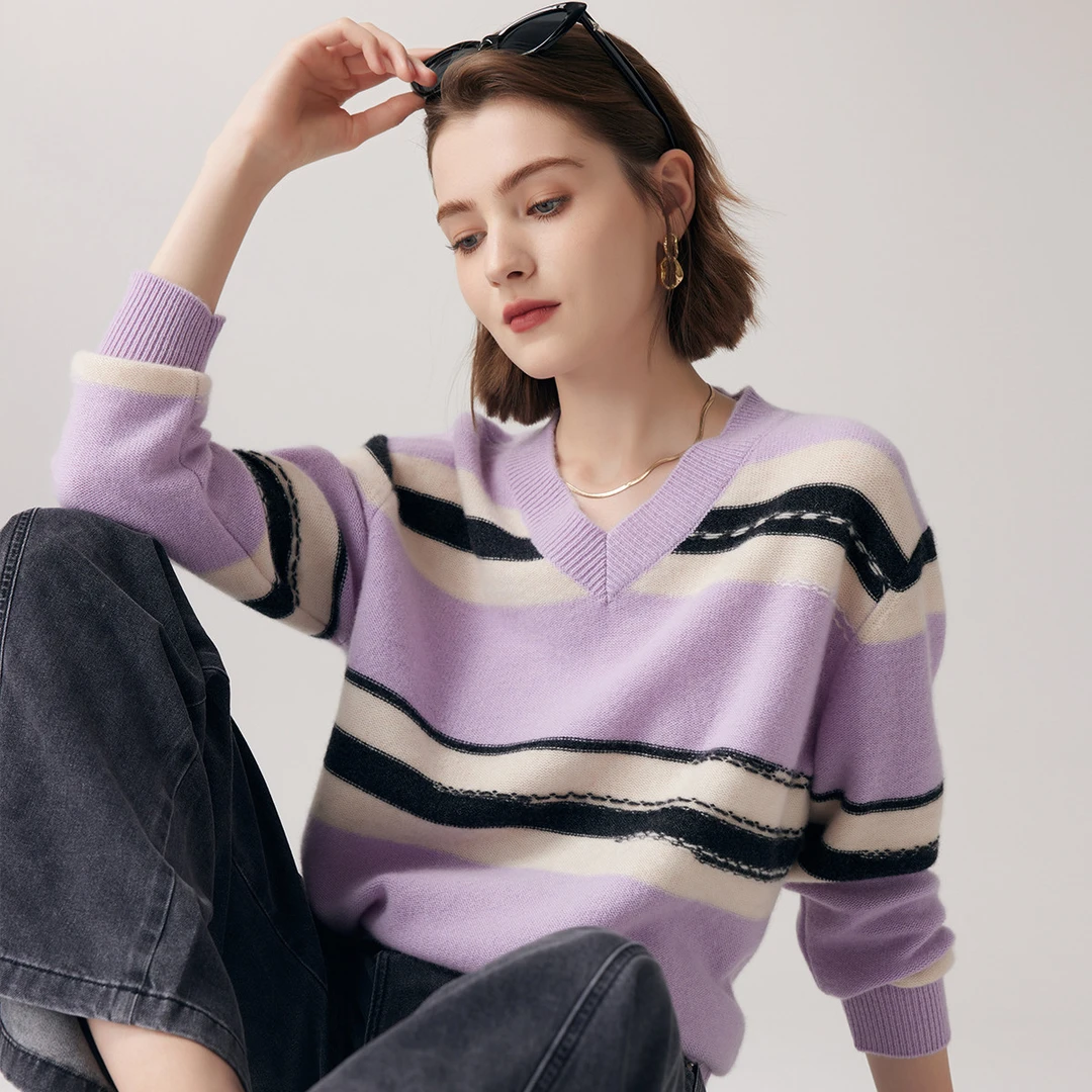 PALUOPO/帕罗秋冬V领显瘦软糯百搭羊绒衫女ET23079R