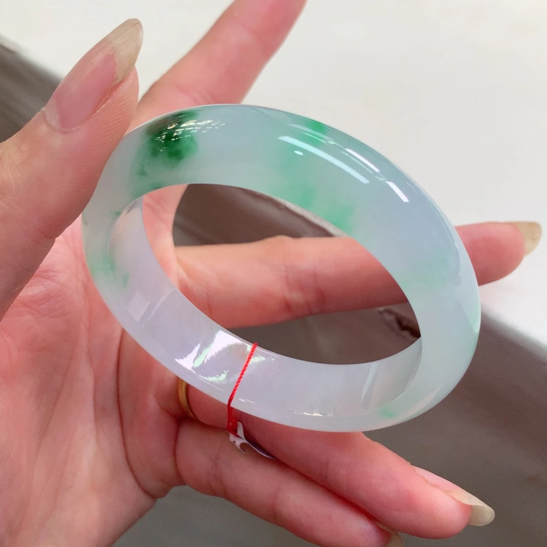 未镶嵌手镯翡翠天然翡翠手镯