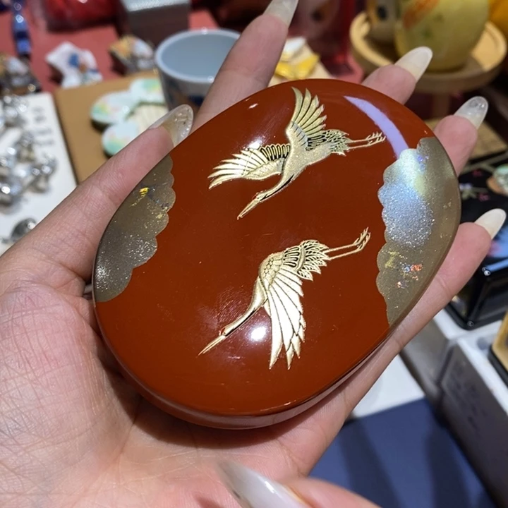 『***士树脂9 厘米，小杨瓷器甄选