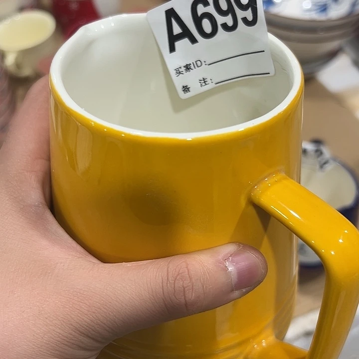 瓷陶瓷微微颤动了