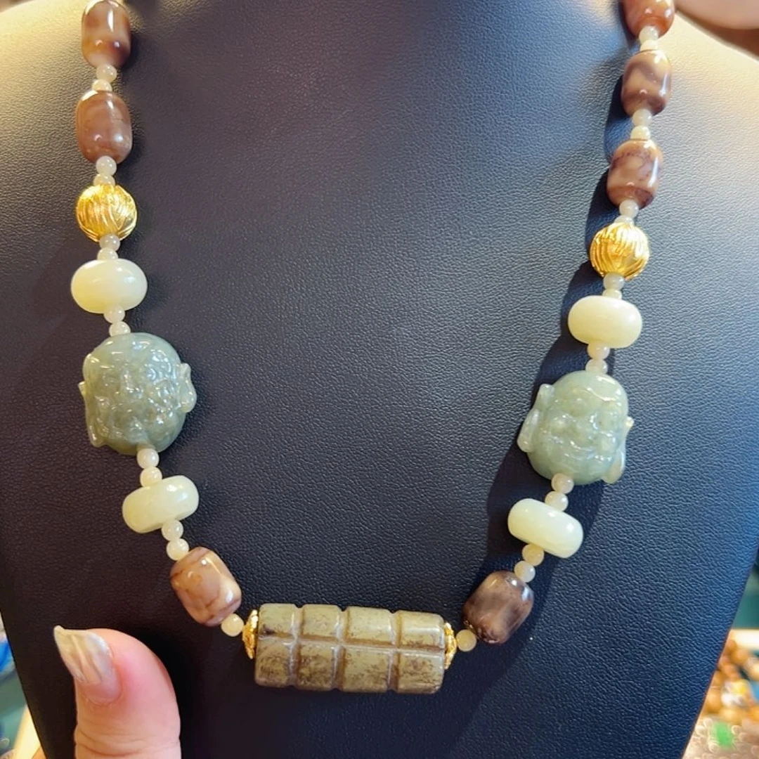 玛瑙未镶嵌颈饰国风