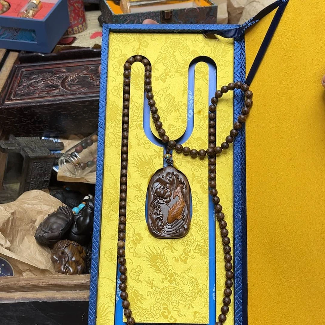 大叶紫檀（黑酸枝木类）