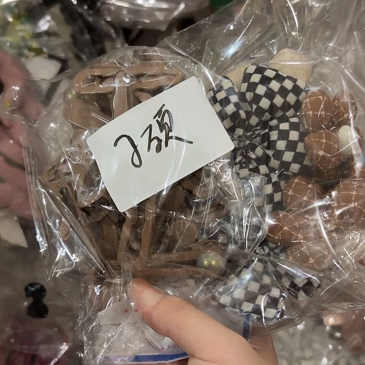 子***具包装设计与制作等方面