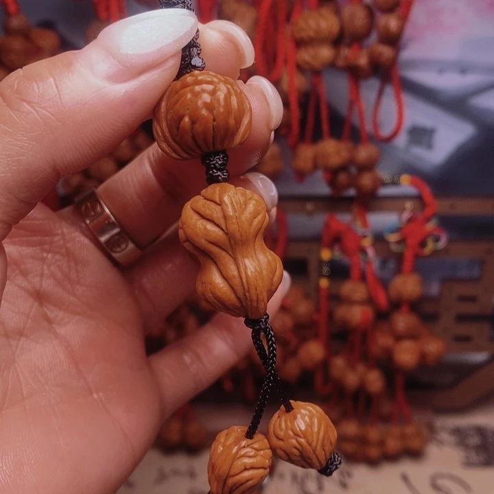 桃核吊坠龙纹桃枭挂件
