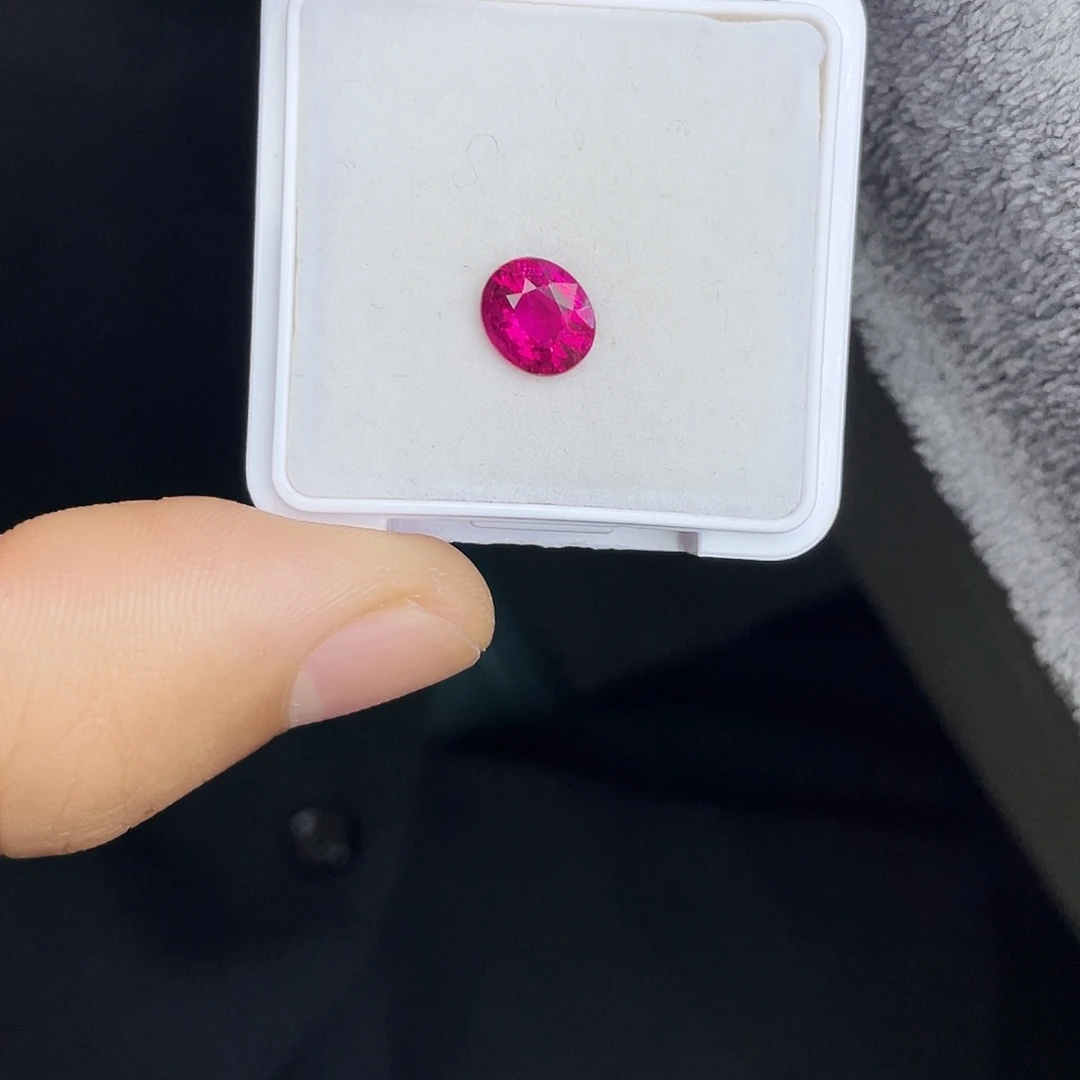 碧玺裸石未镶嵌卢比来1.68Ct