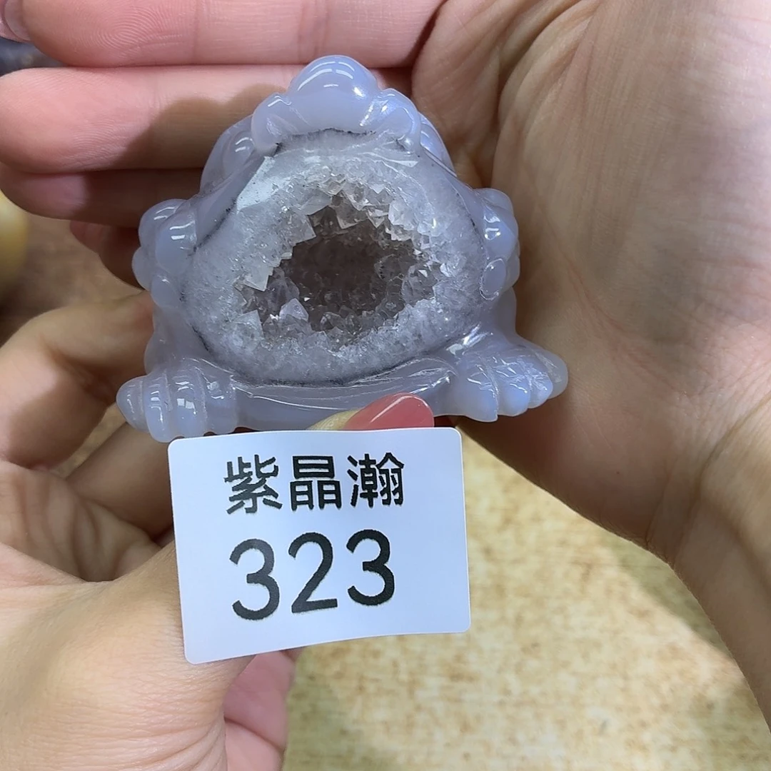 未镶嵌水晶大型摆件（非配饰）