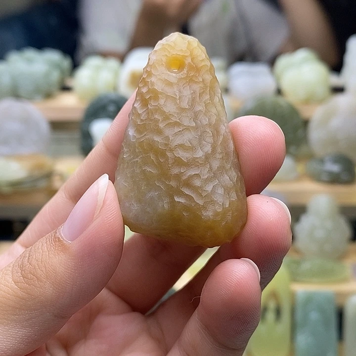 未镶嵌和田玉挂件